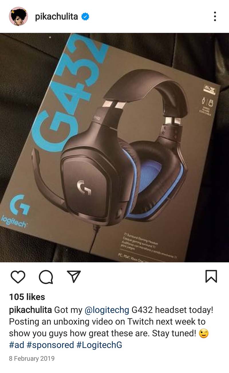 Influencer Pikachulita sharing a picture of LogitechG's G432 headset with the comment that an unboxing video will be posted on twitch next week.